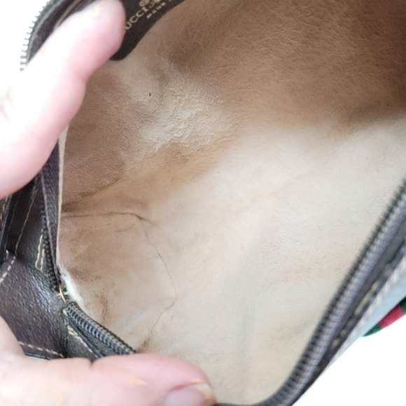 Gucci Vintage Crossbody - Authentic Monogram Web - Picture 10 of 11